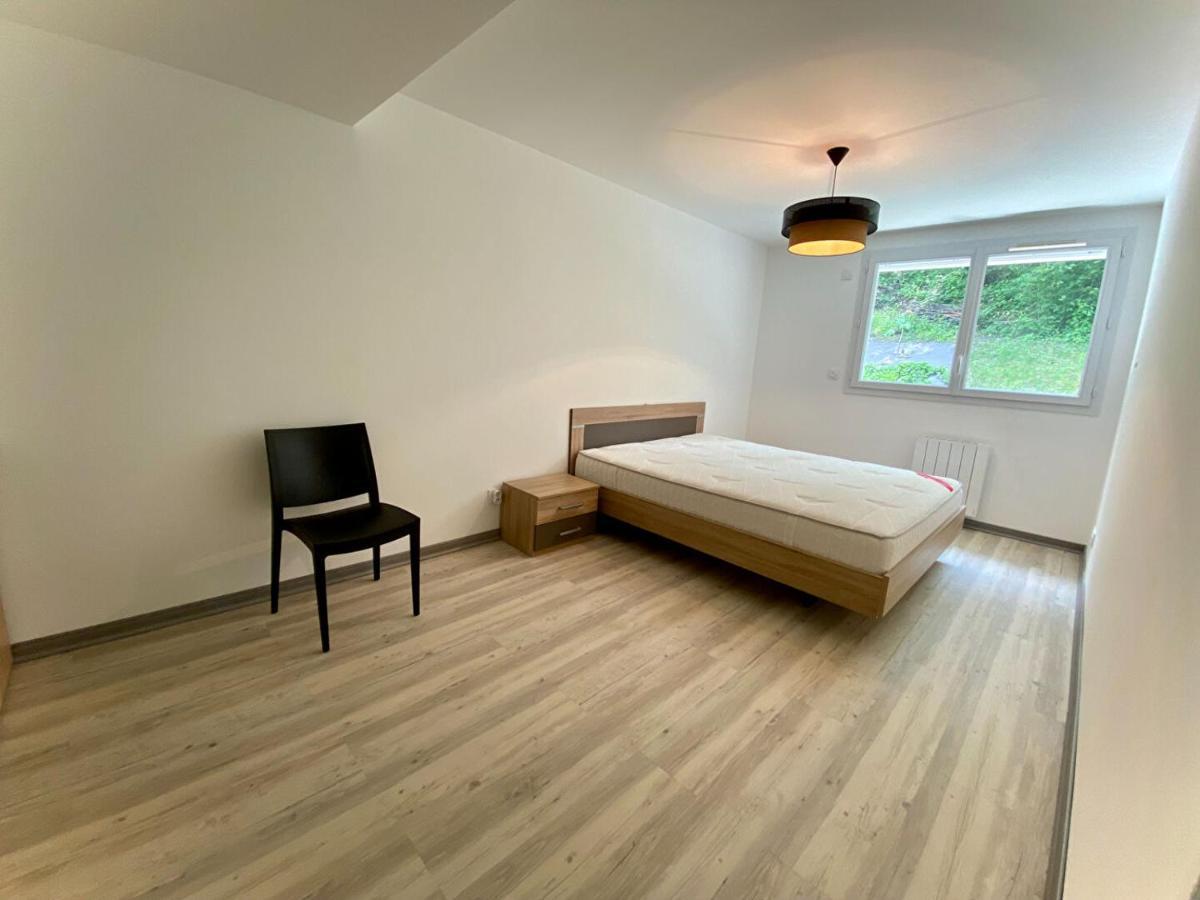 Chambre privée à 10mn du lac et stations de ski Publier Exterior foto